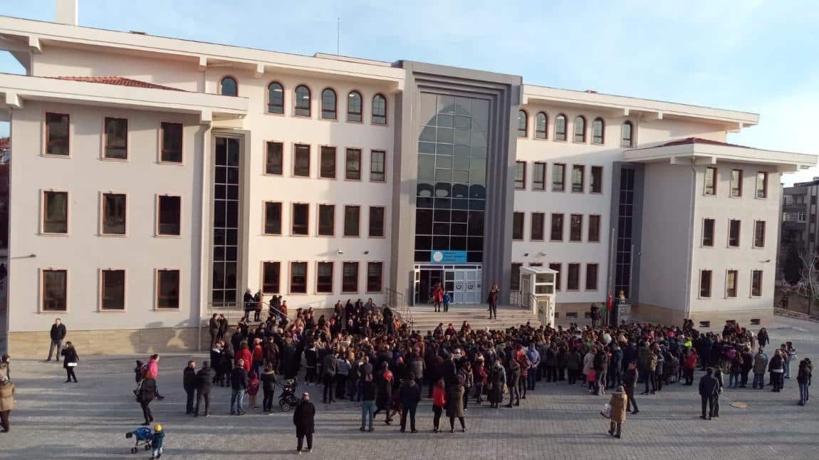 2025-2026 EĞİTİM ÖĞRETİM YILI DERS GİRİŞ VE ÇIKIŞ SAATLERİMİZ (Güncellendi 05.09.2025)